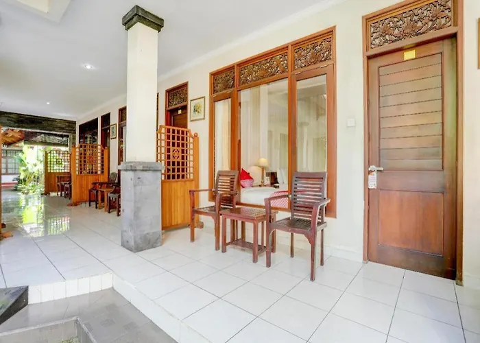 Hotel Oyo 3868 Puri Mango Sanur